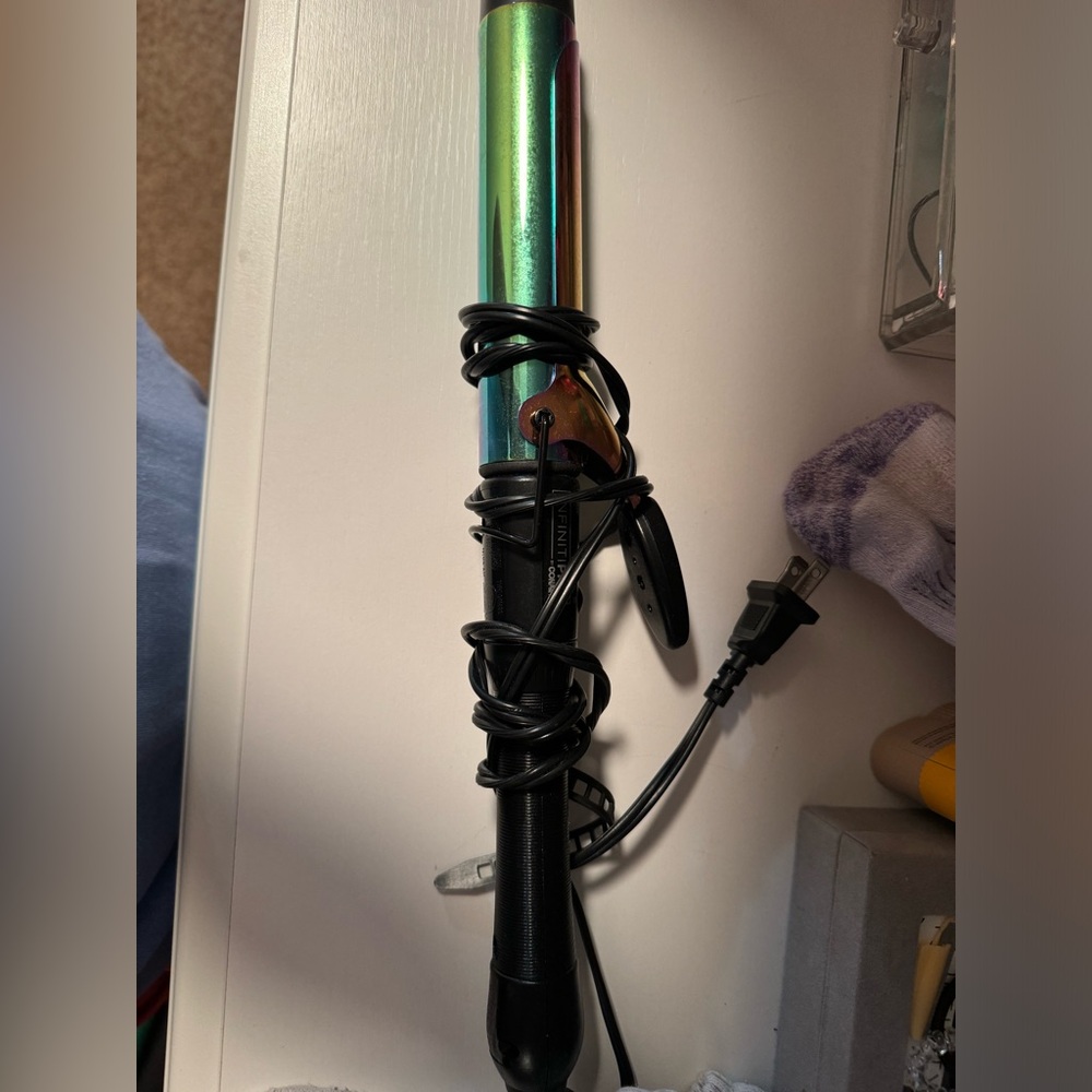 Connie curling iron